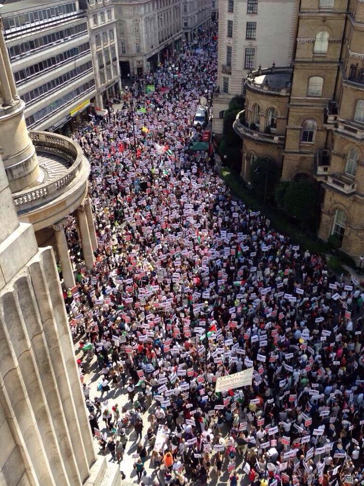 <span class="caps">GRANDE</span> <span class="caps">BRETAGNE</span> : Londres : 150 000 personnes dans la rue le 9 août 2014 - <span class="caps">DR</span>