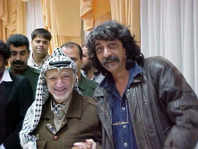 Nazim Khalfa avec Yasser Arafat {JPEG}